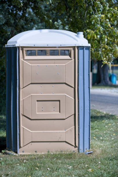 Best Portable bathroom rental  in Oak Park, CA